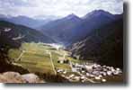 Col de l Izoard (2360m)

Auf der Izoard Sdseite (ca. 1800m) mit Blick ber La Chalp (1600m)