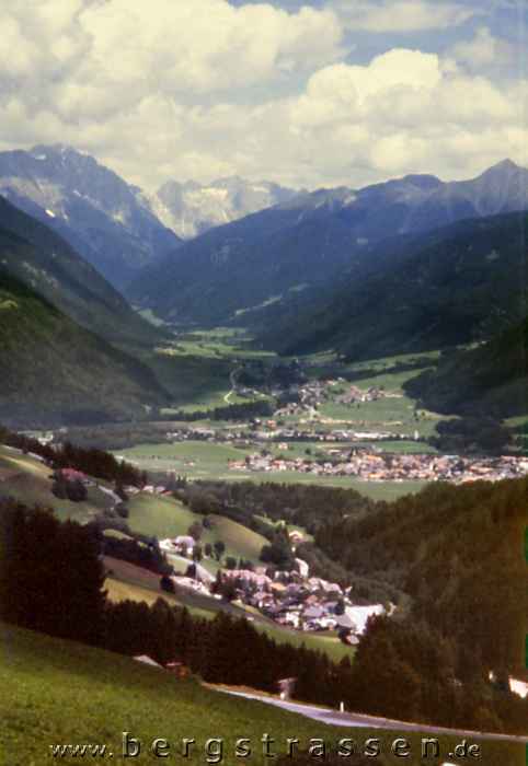 Stallersattel (2052m)
