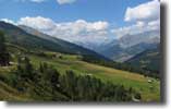 Passo di Gavia (2614m)

Blick von der Gavia-Nordseite (2000m) ber das Valfurva Richtung Bormio NW. 
