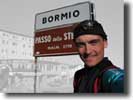 Passo dello Stelvio - Stilfserjoch (2758m)

Posing auf dem Stilfserjoch, der Knigin der Alpenstraen mu halt sein... 