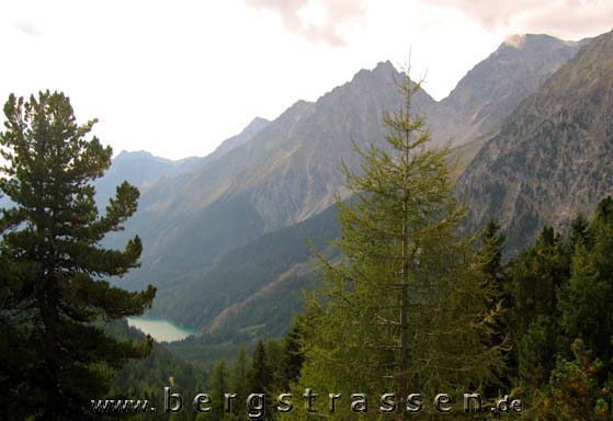 Stallersattel (2052m)